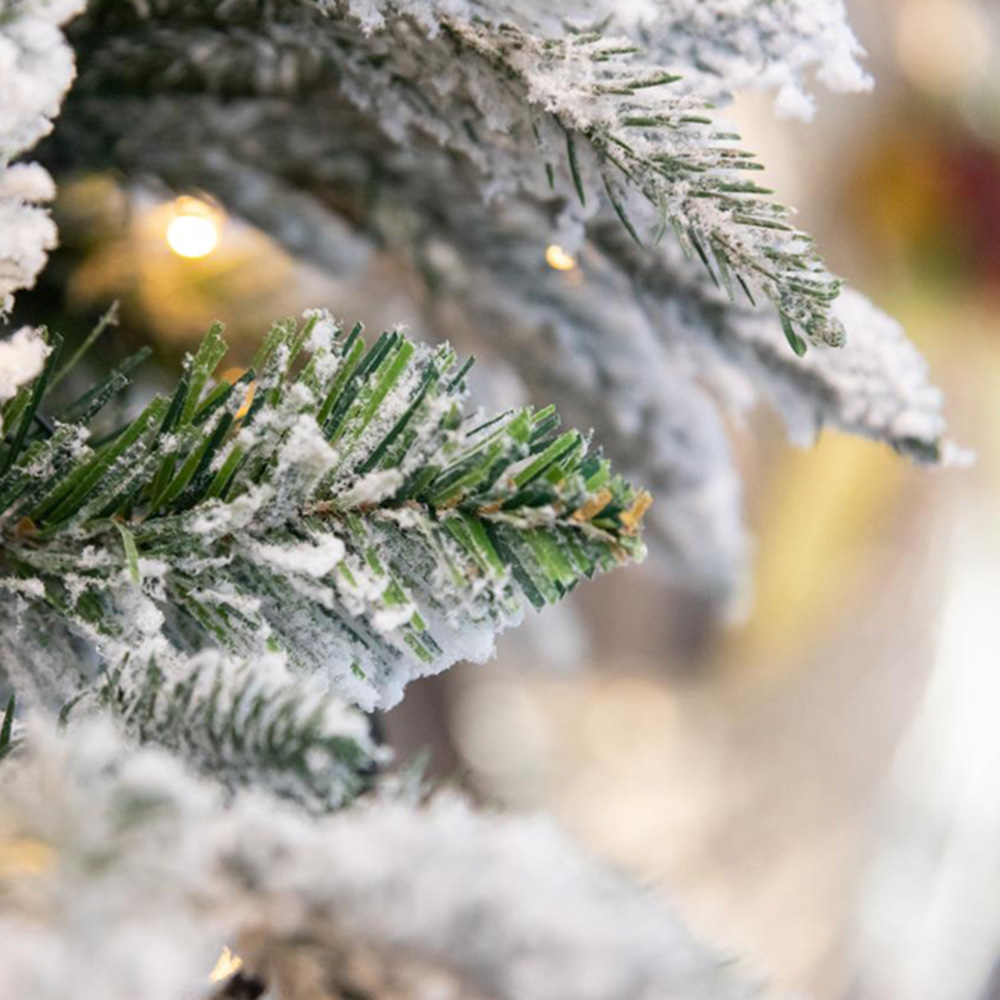 Shatchi Warm White LED Pre-Lit Lapland Fir Artificial Christmas Tree 4ft Image 3