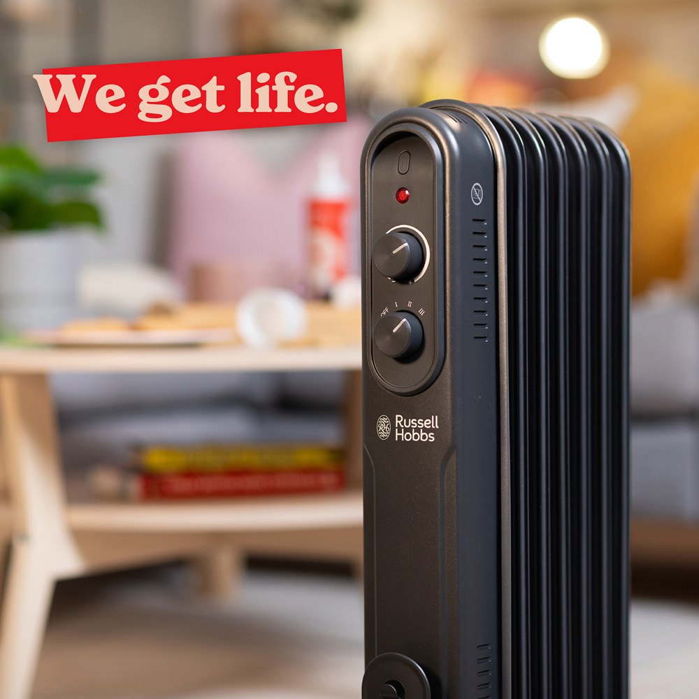 Russell Hobbs Matt Black 7-Fin Oil Filled Radiator 1500W Image 6