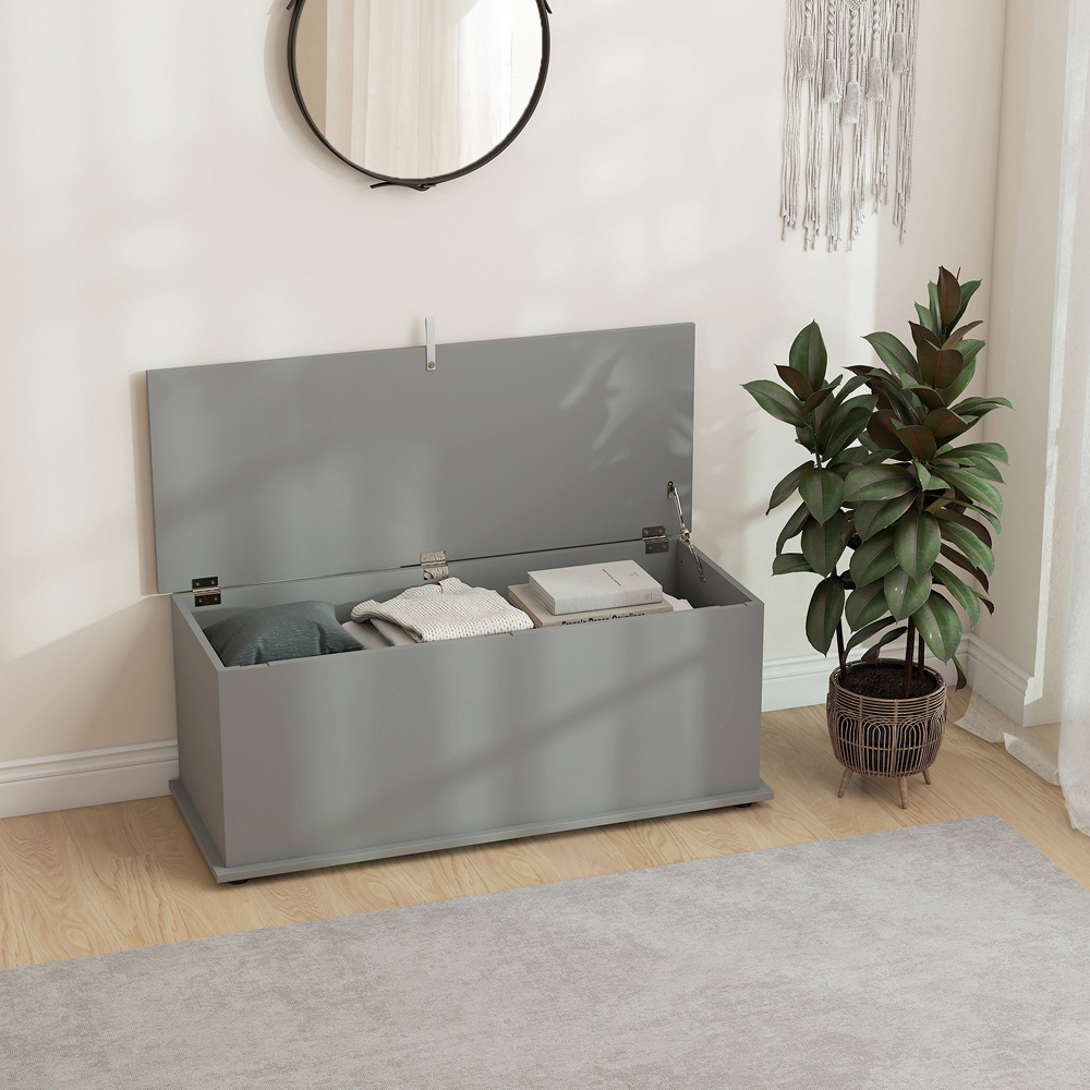 HOMCOM Grey Storage Box with Lid 113L Image 3