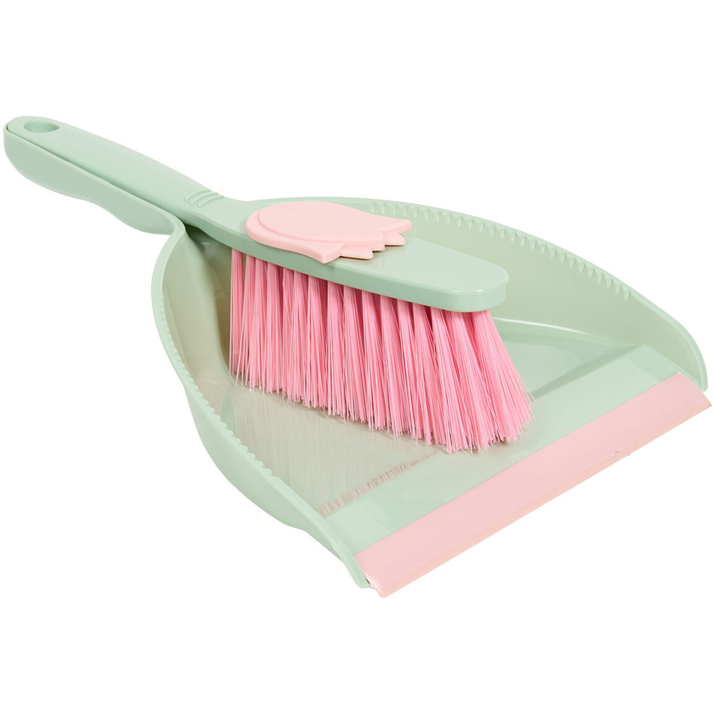 Flower Dustpan and Brush Image 5