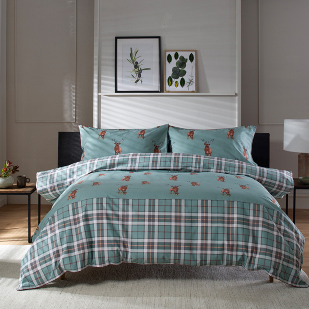 The Lyndon Company Highland Fell Single Green and Red Duvet Set Image 3