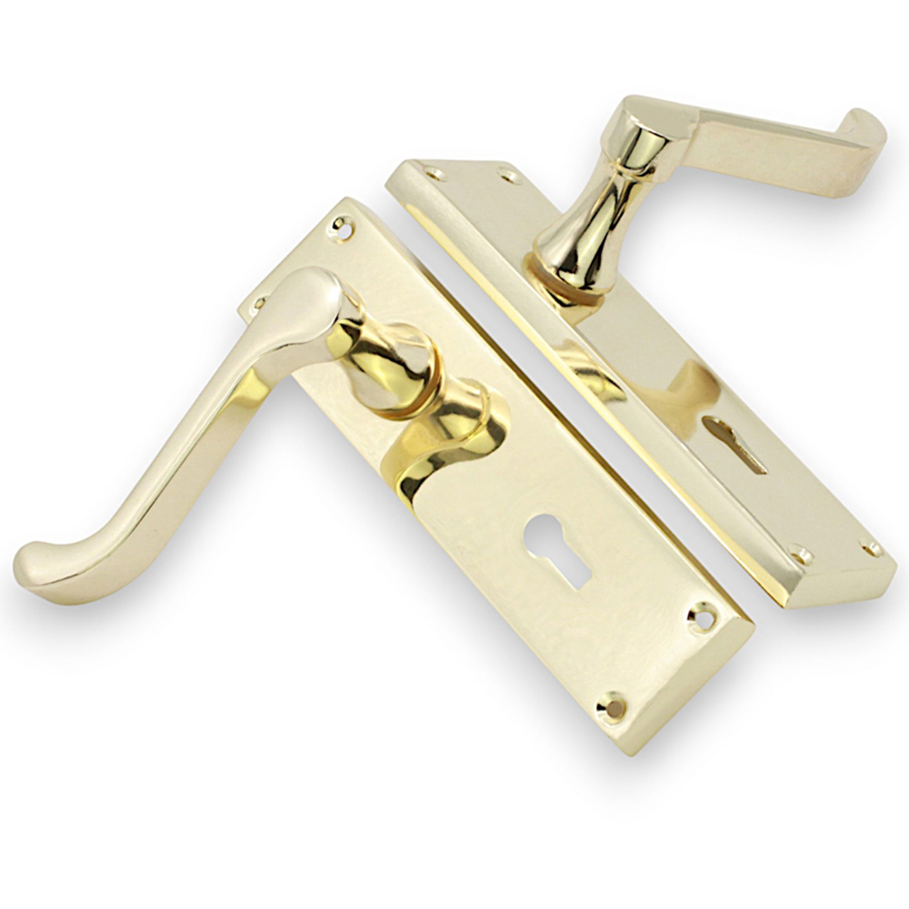 Spira Brass Victorian Polished Brass Scroll Lock Lever Door Handle 2 Pack Image 3