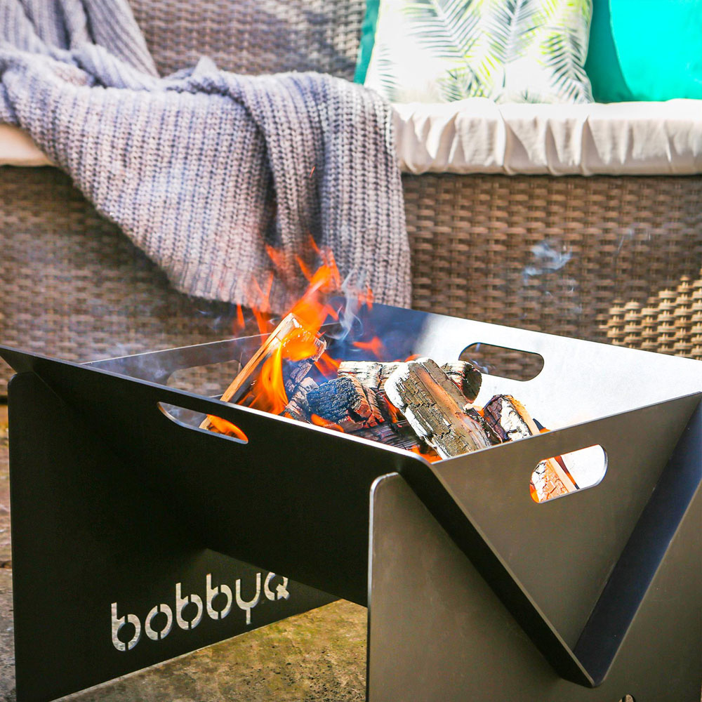 BobbyQ Black Portable Flat Pack Fire Pit 40 x 46cm Image 3