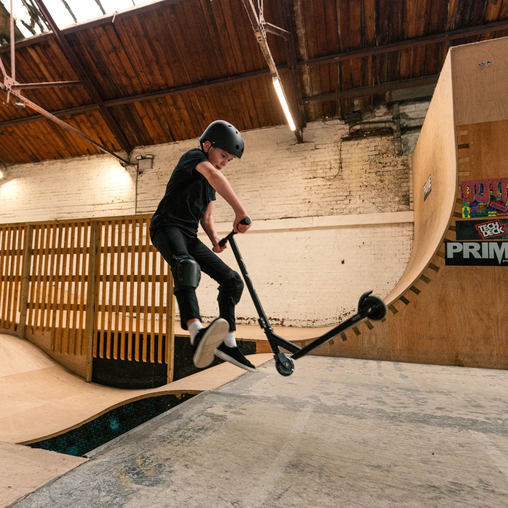 Xootz Kids Phantom Stunt Scooter Image 2