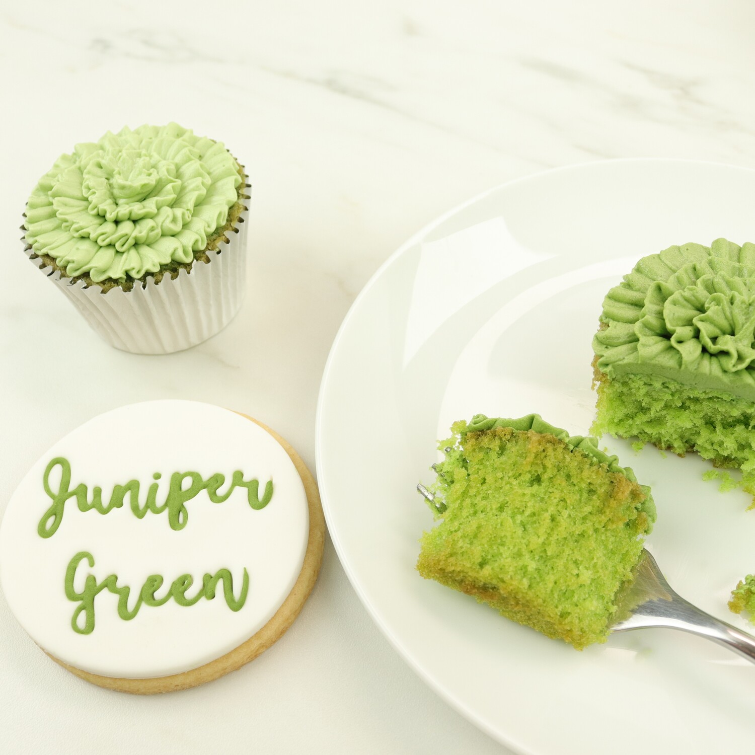 PME Natural Food Colouring - Juniper Green Image 5