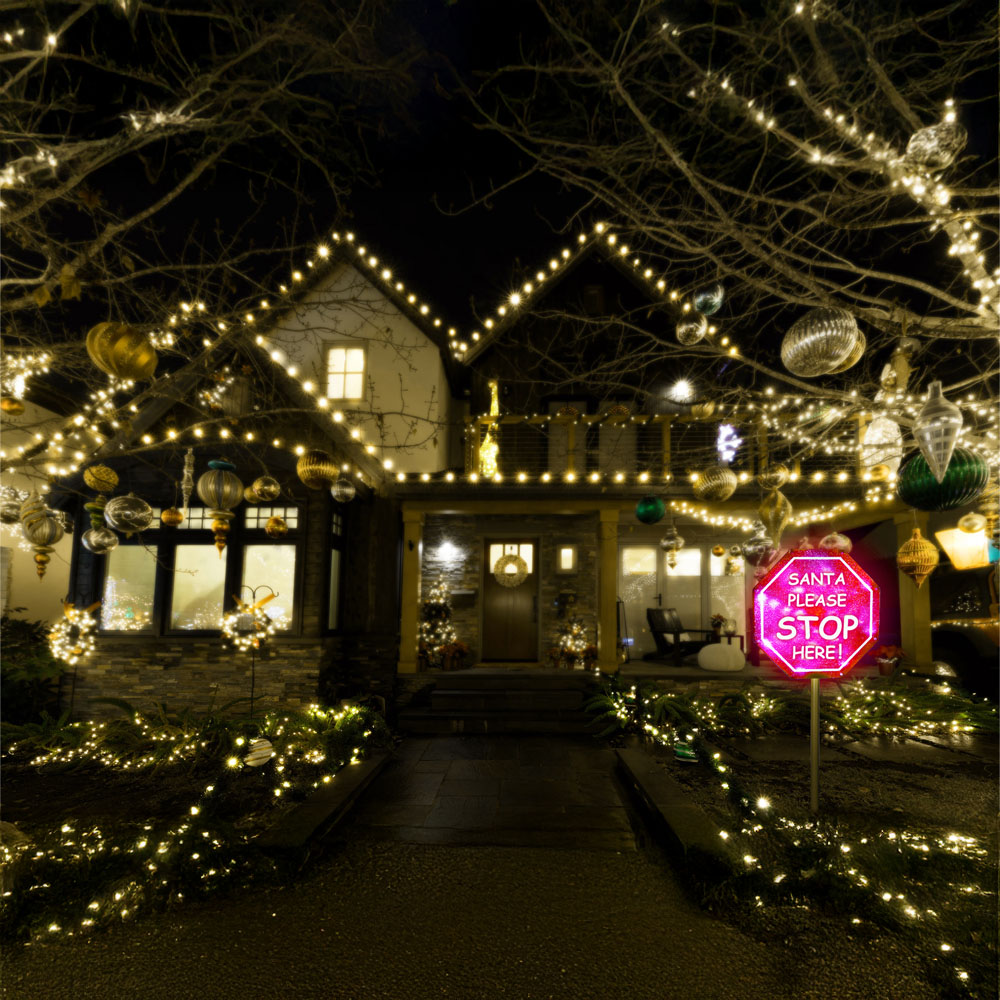 Xmas Haus Outdoor Led Santa Stop Here Sign Image 4