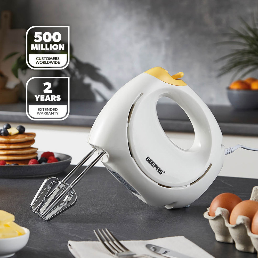 Geepas GHM43012UK-WT White Hand Mixer 150W Image 2