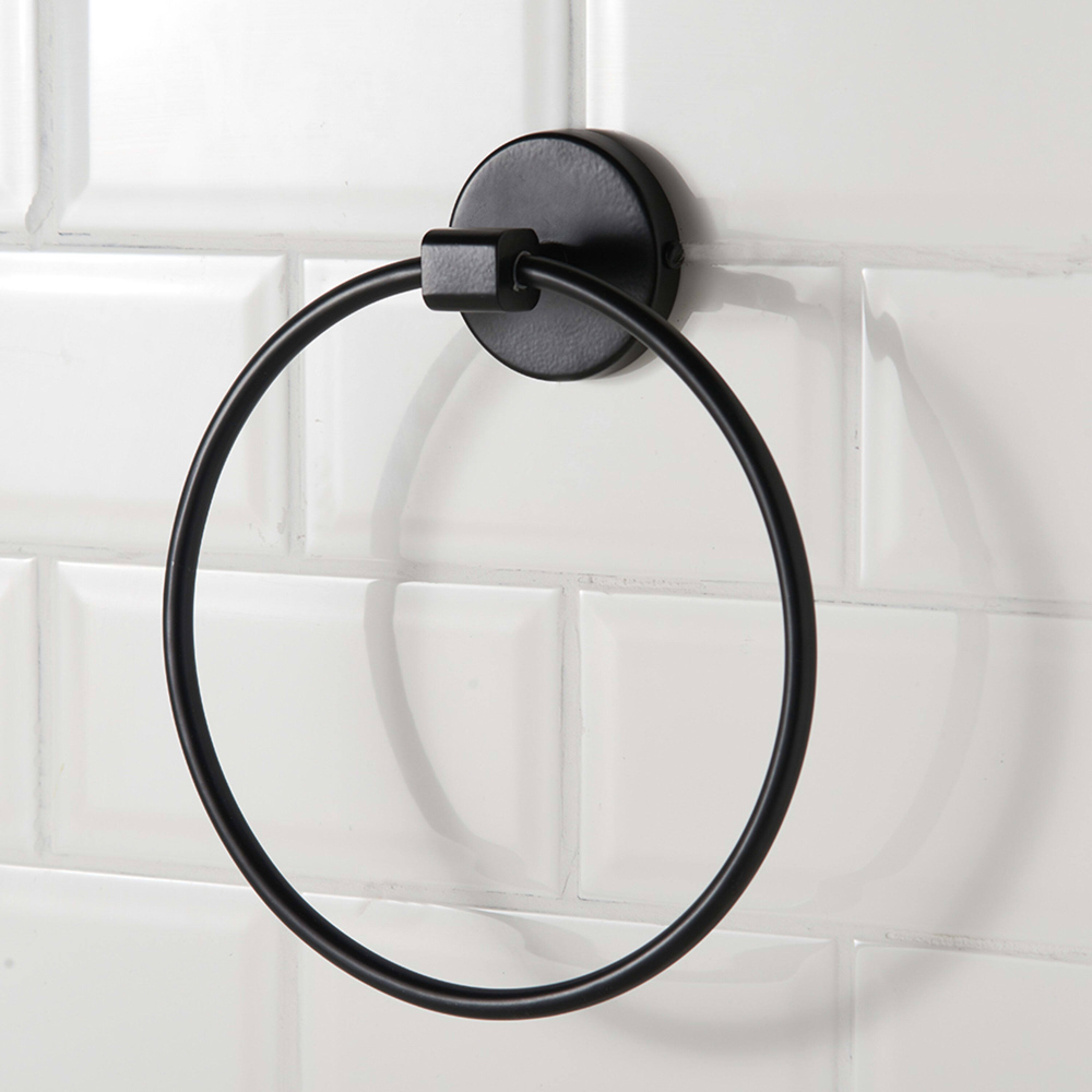 OurHouse 4 Piece Black Bathroom Fitting Image 8