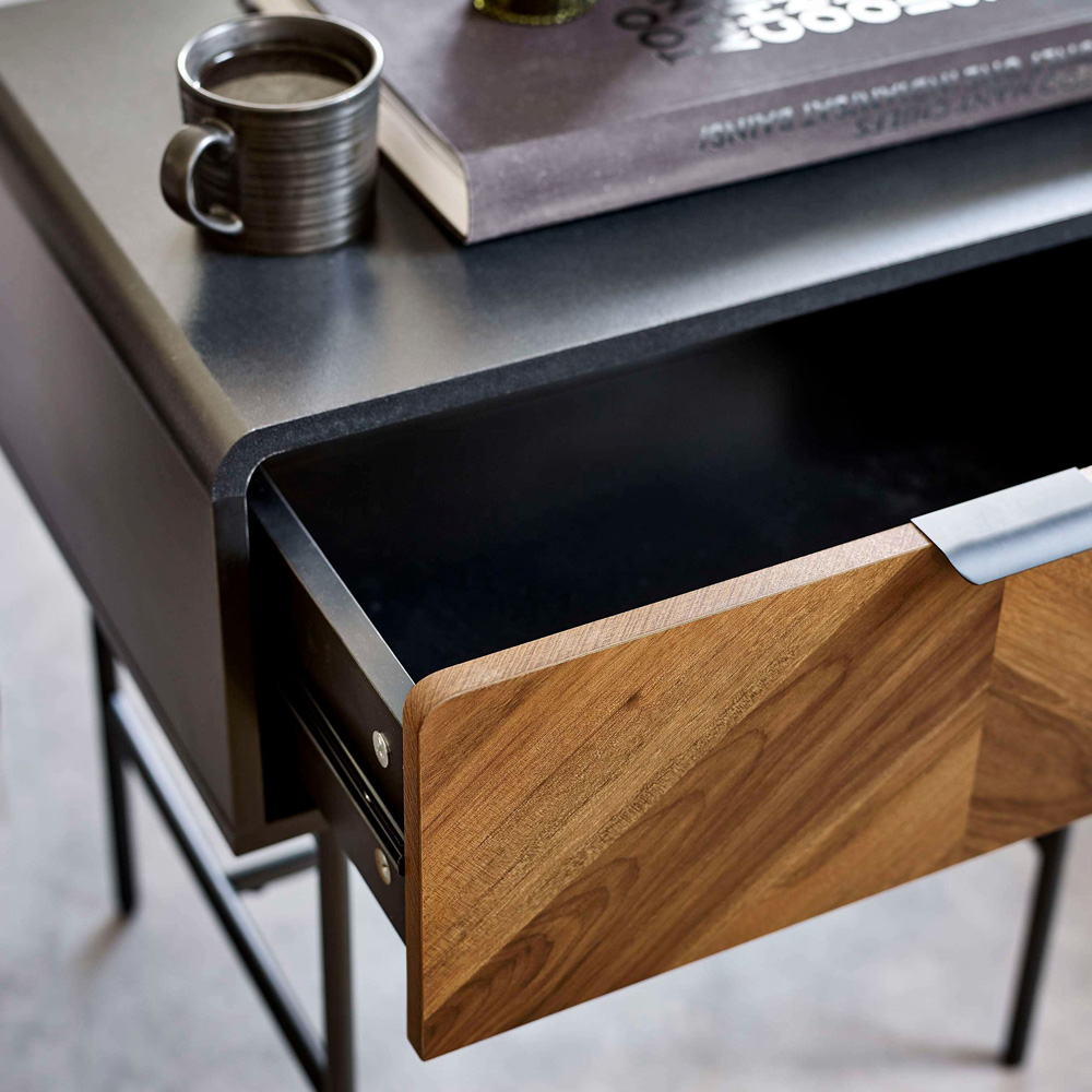 Julian Bowen Alvin Single Drawer Black and Chevron Natural Wood Effect Lamp Table Image 8