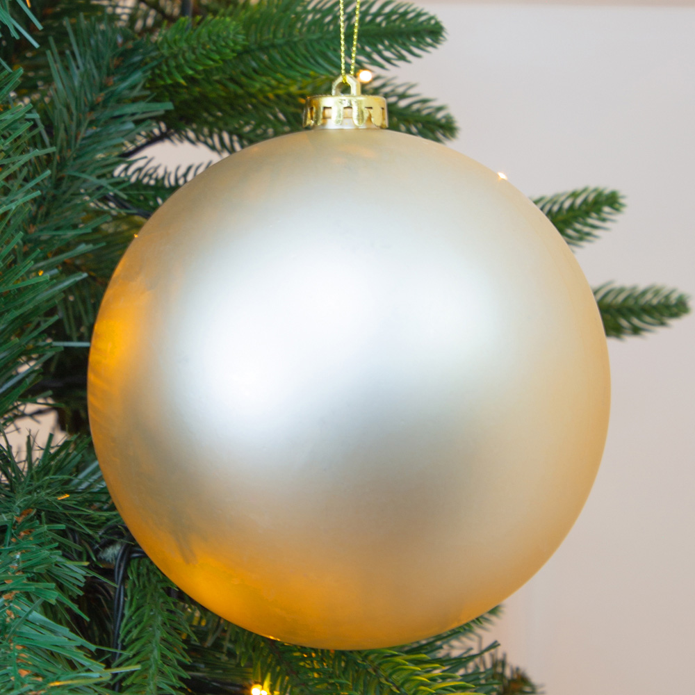 The Christmas Workshop Gold Matte Bauble 3 Pack Image 2