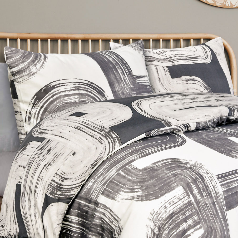 Smart Living Double Black Elemental Geo Reversible Duvet Set Image 7