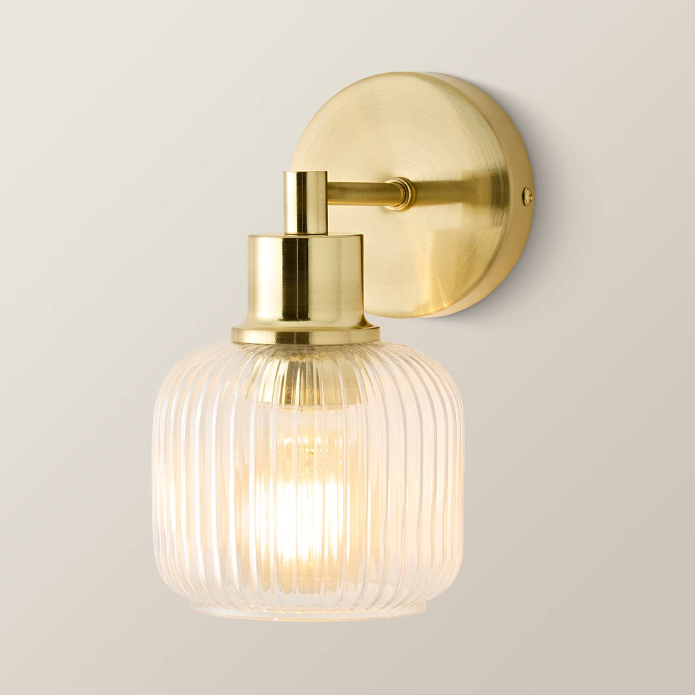 ValueLights Calpe Brushed Gold Ribbed Glass Shade Wall Light with Bulb Image 3