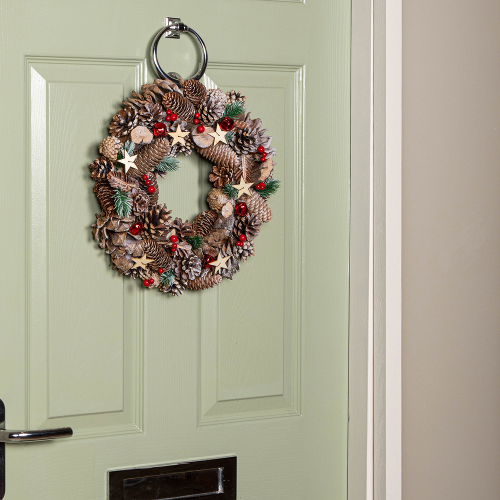 Samuel Alexander Frosted Wreath with Red Jingle Bells and Wooden Stars 36cm Image 3