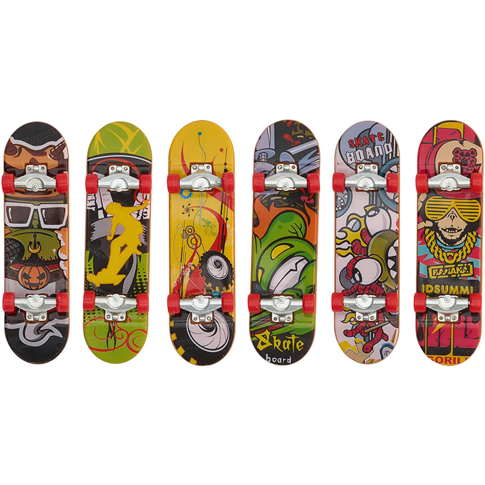 H&O Direct Red Finger Skateboard Park Set with 6 Skateboards Image 3
