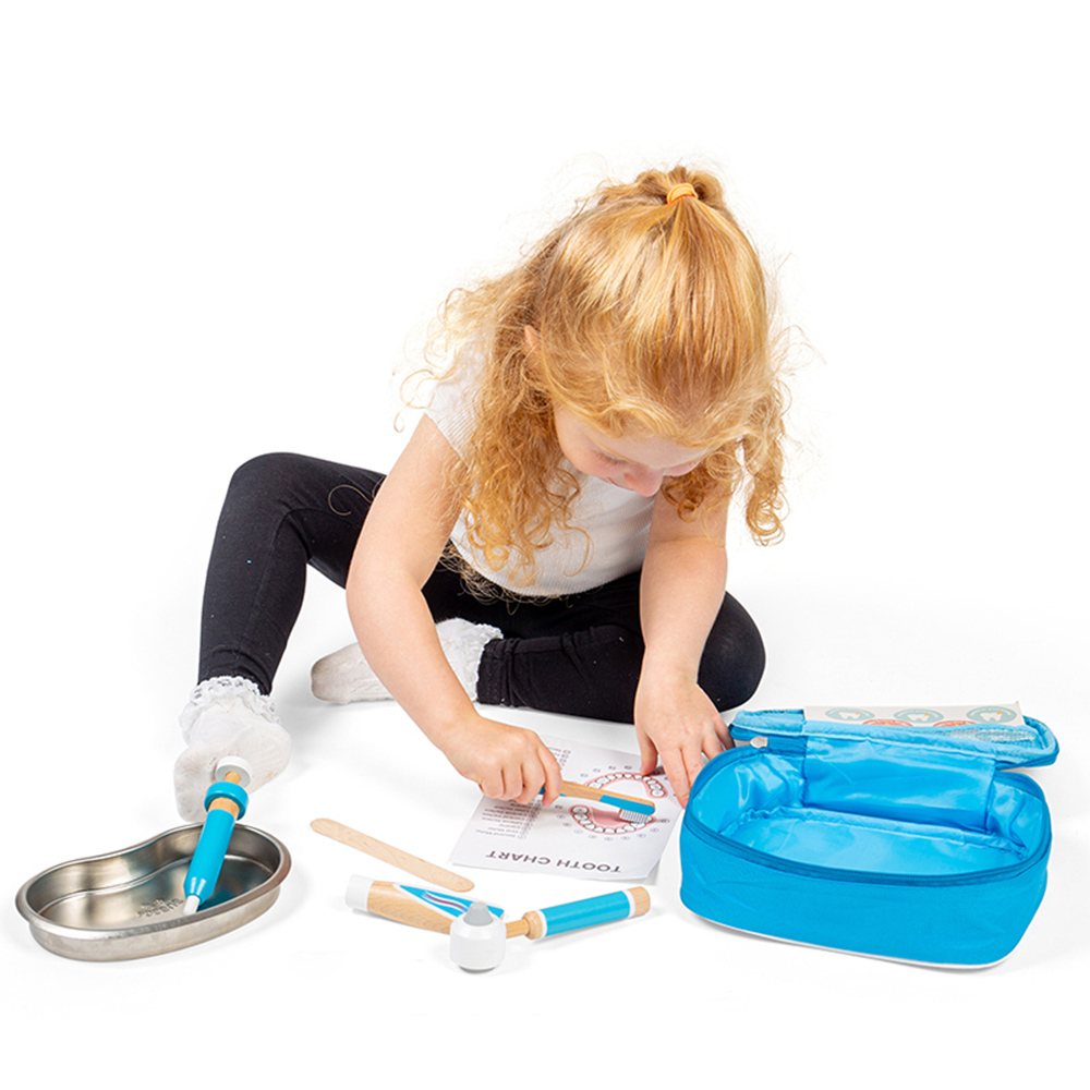 Bigjigs Toys Wooden Dentist Playset Blue Image 2