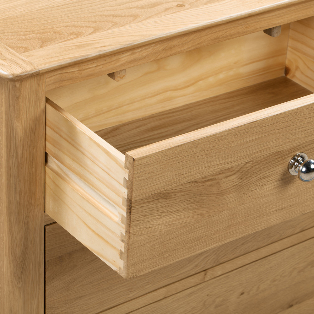 Julian Bowen Cotswold 6 Drawer Oak and Veener Wide Chest of Drawers Image 6