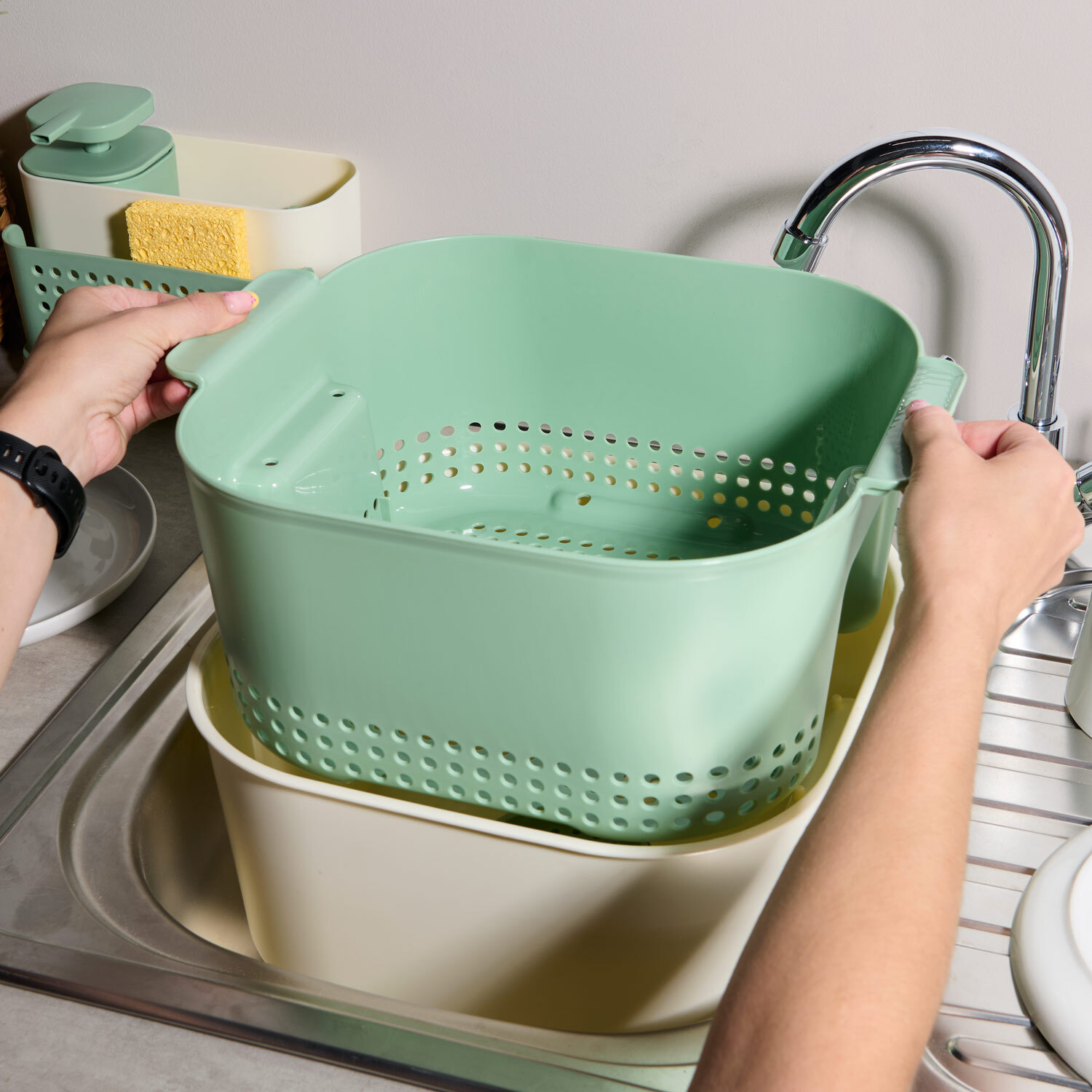 Kitchen Master Strainer Basin Cream Image 2