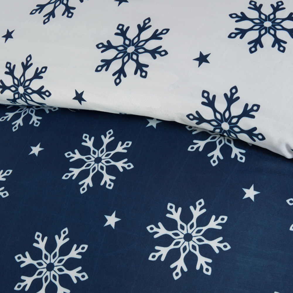 Serene Snowflake Single Microfibre Fabric Reversible Duvet Cover Set Image 3