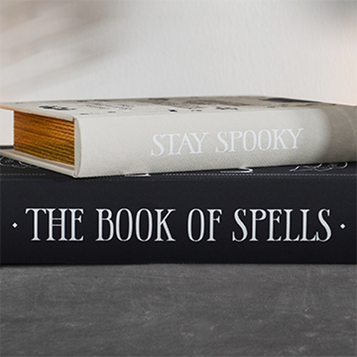 Set of 2 Spooky Book Boxes Multicolour Image 5