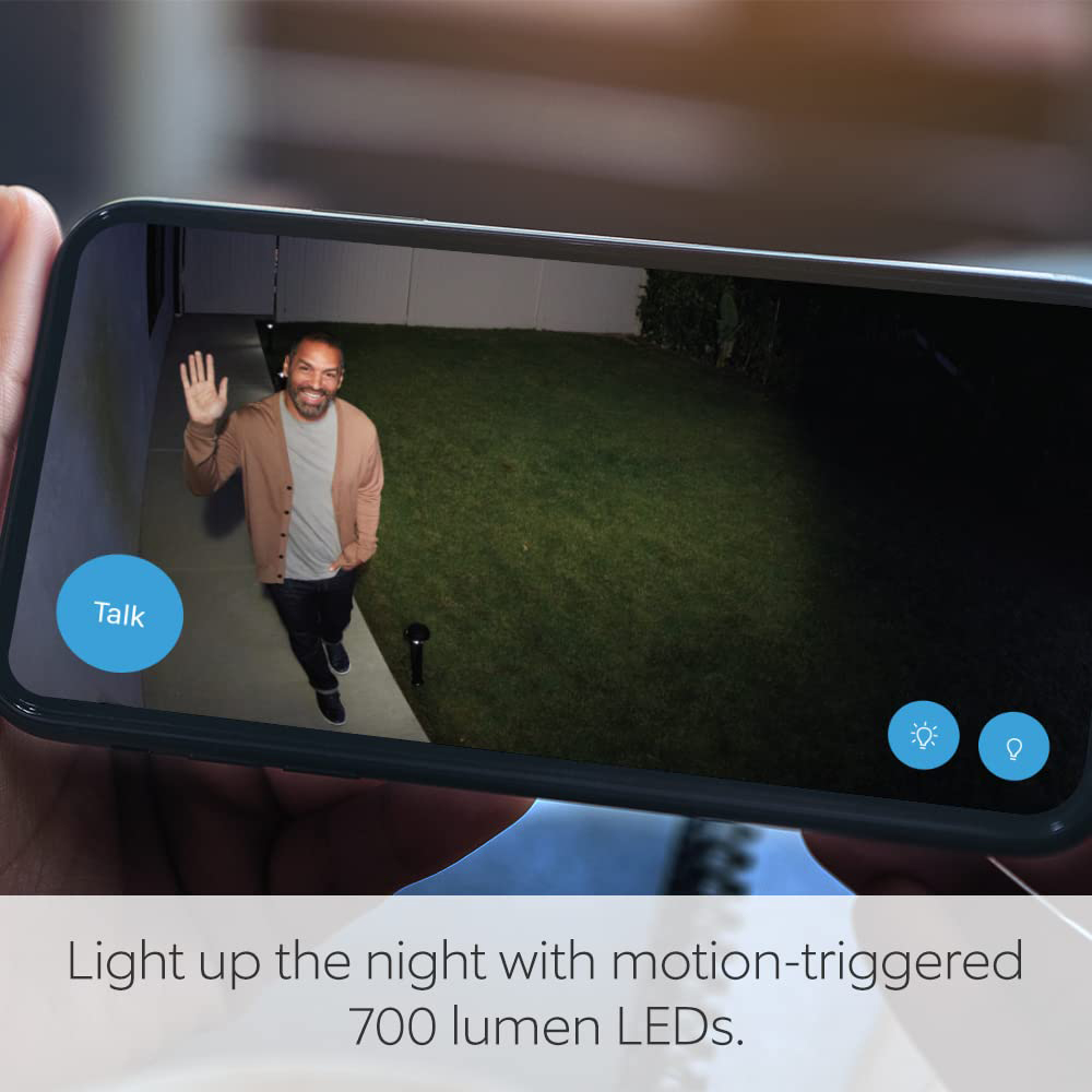 Blink White Outdoor Floodlight Camera Image 3