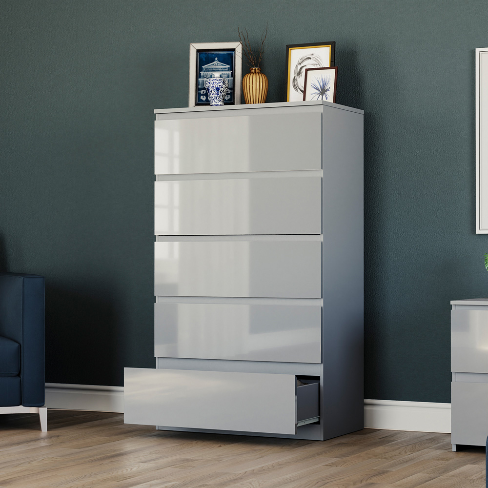 Vida Designs Glinton 5 Drawer Grey Chest of Drawers Image 5