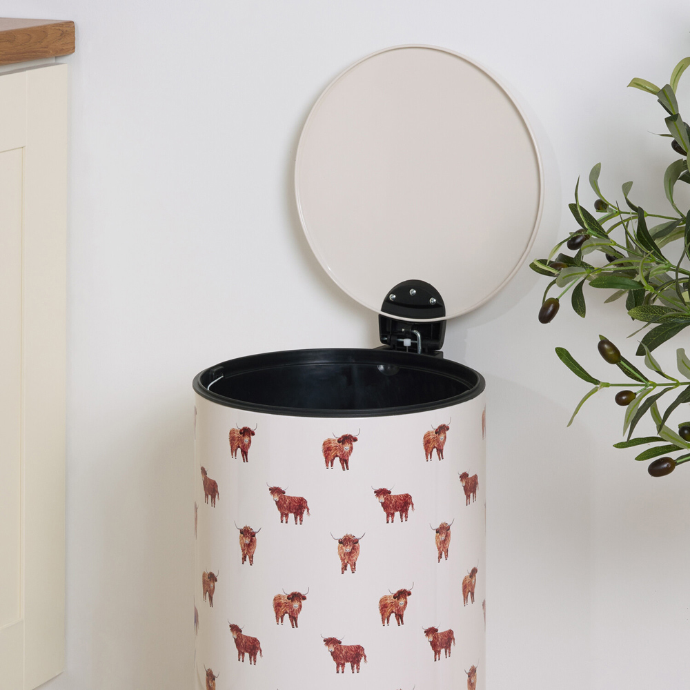 Highland Cow Printed Pedal Bin Image 5