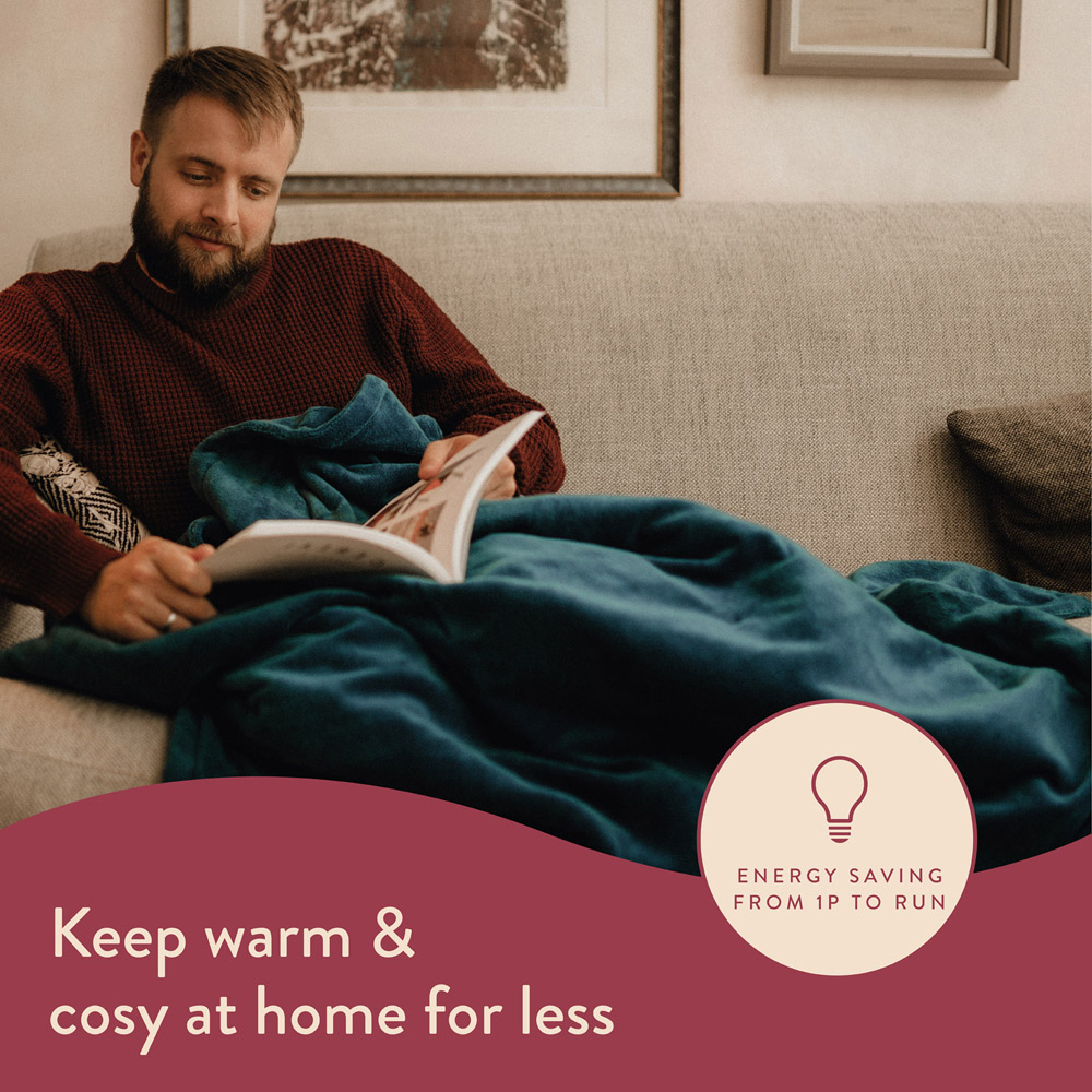 Dreamland Snuggle Up Teal Velvet Heated Throw 120 x 160cm Image 5