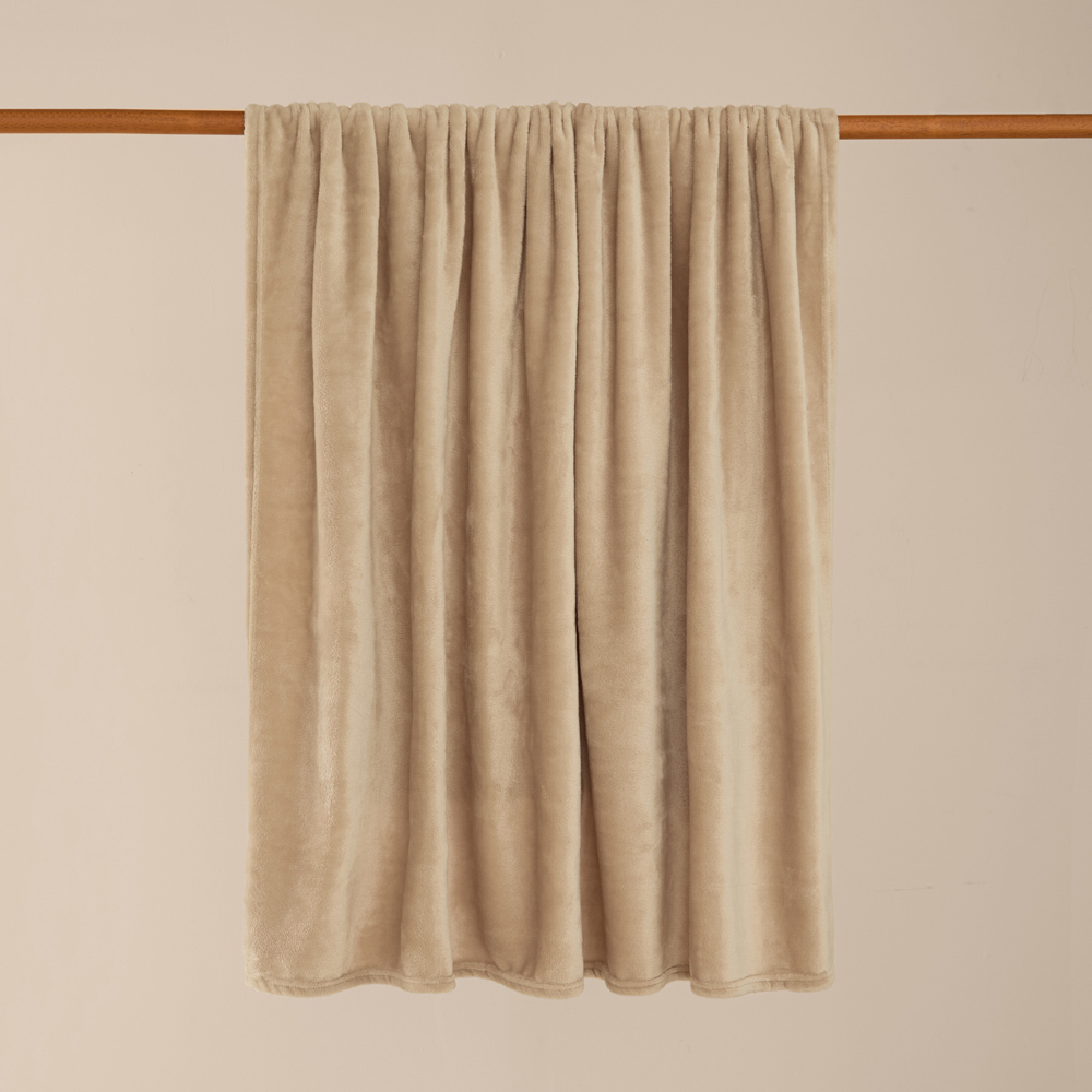 Furn Harrow Natural Fleece Throw 140 x 180cm Image 2