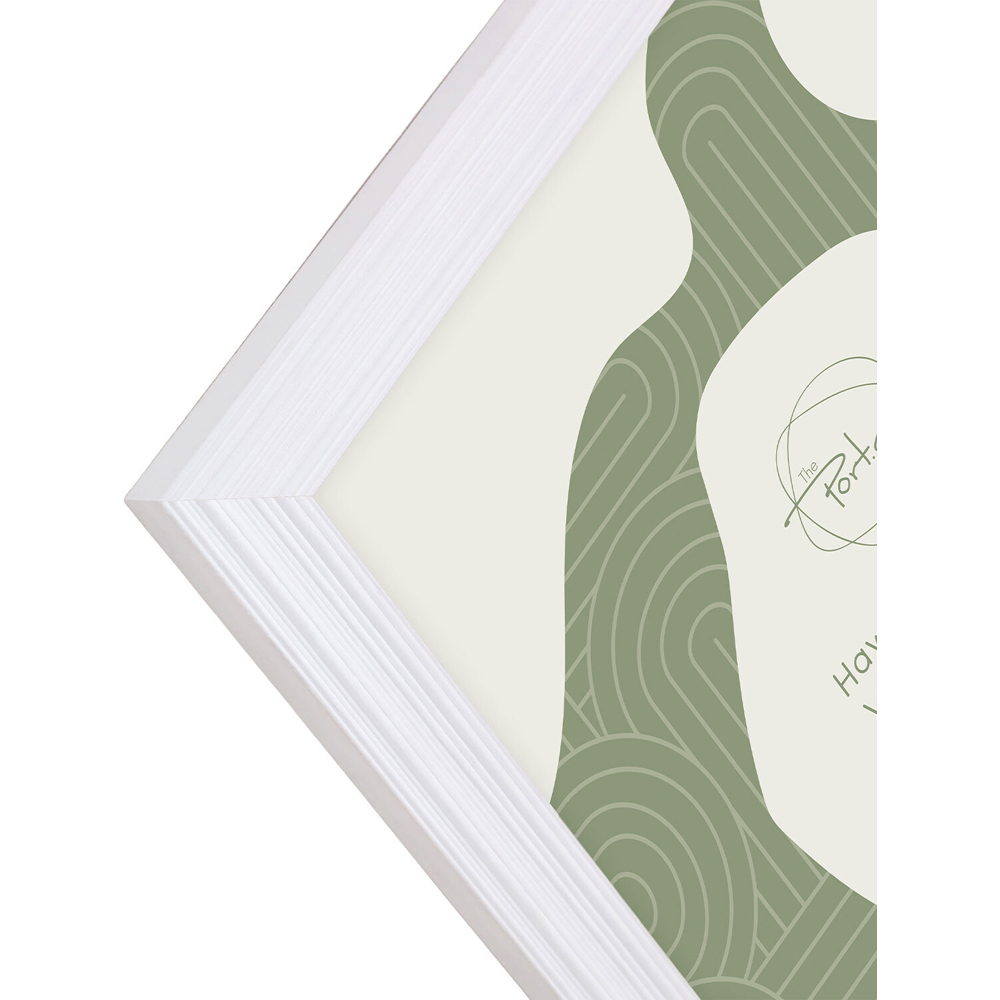 Hawthorn Wooden Plain Photo Frame White 7 x 5 inch Image 4