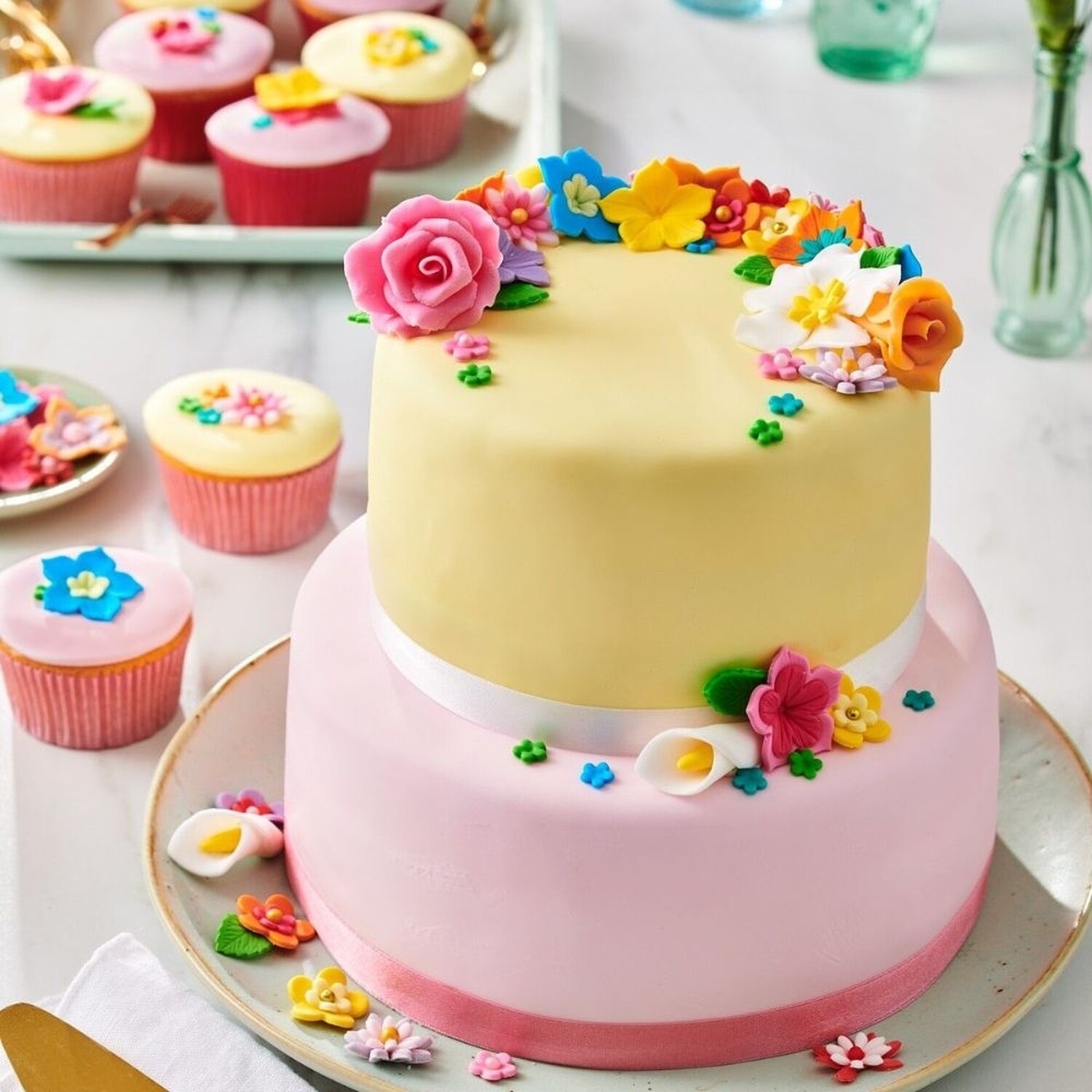 Funcakes Sugar Paste - Pretty Pink Image 2