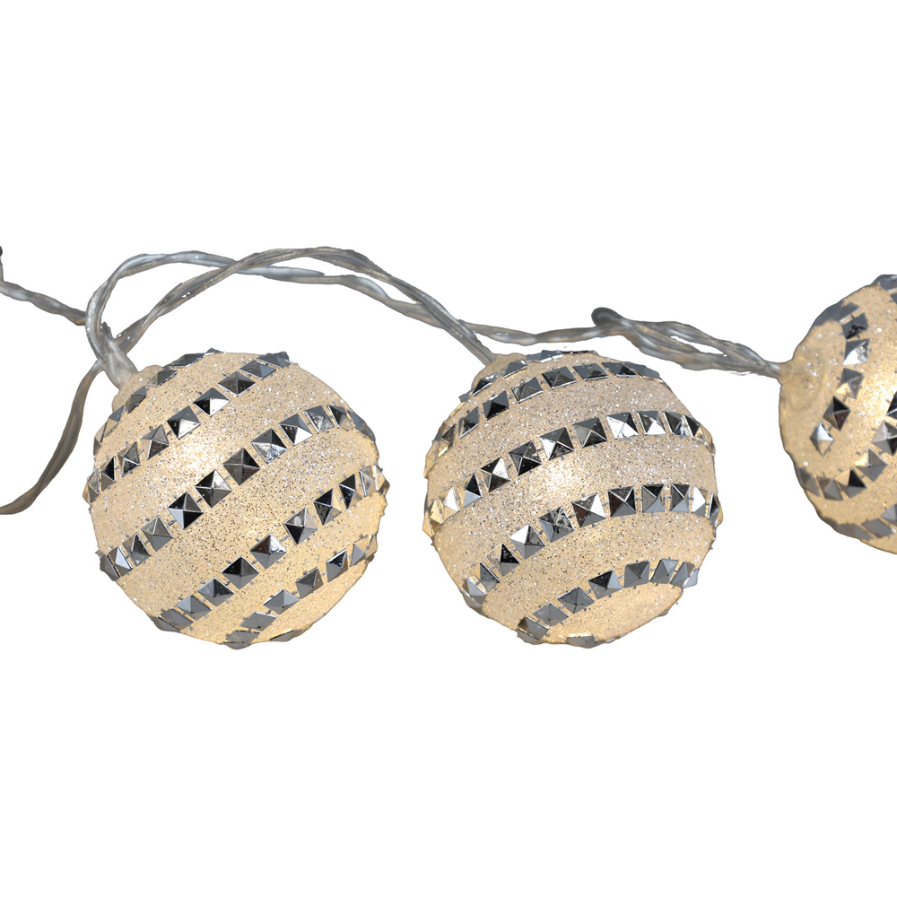 10 LED Ball String Lights Image 5