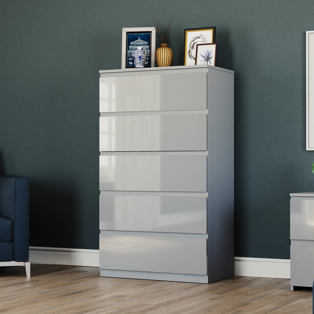 Vida Designs Glinton 5 Drawer Grey Chest of Drawers Image 4