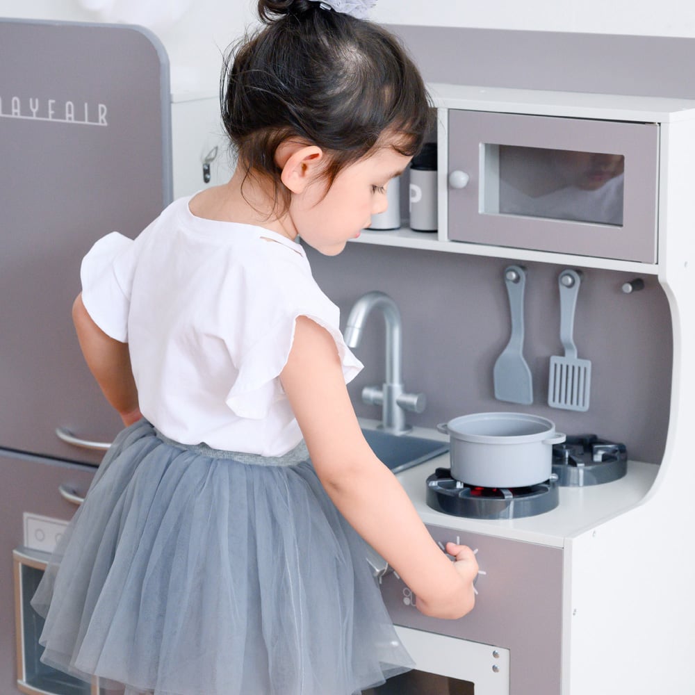 Teamson Kids Little Chef Mayfair Grey Retro Play Kitchen Image 6