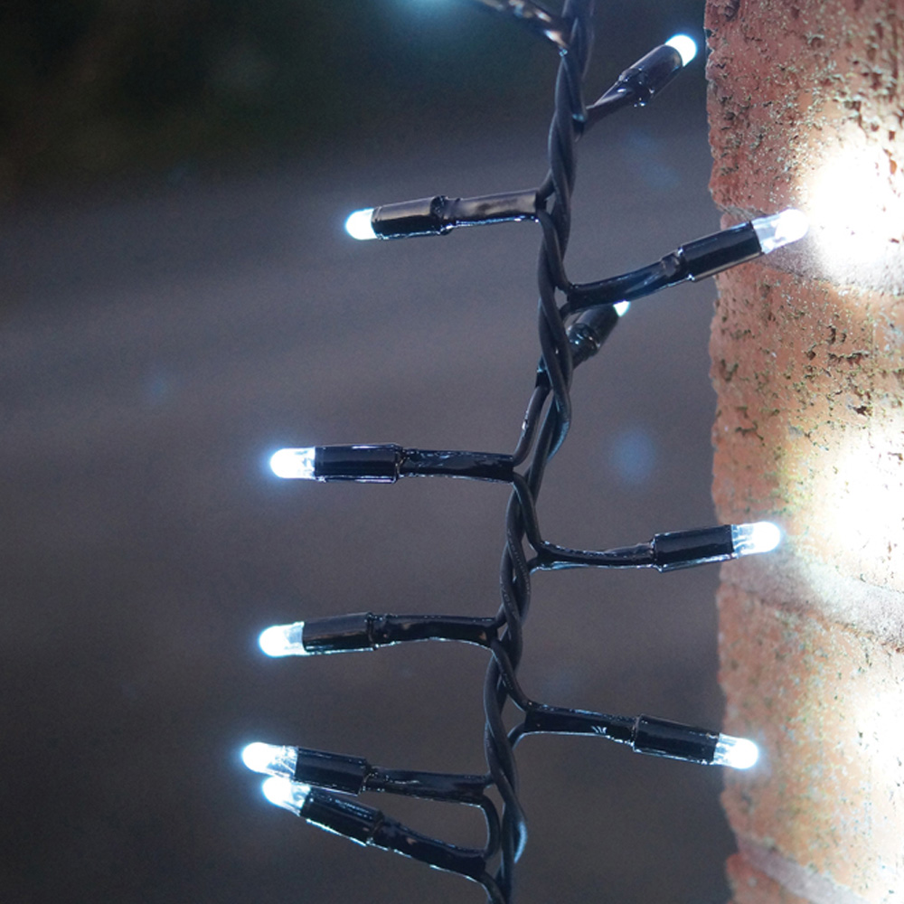 Eagle Connect 250 Cool White LED Black Cluster Light 5m Image 4