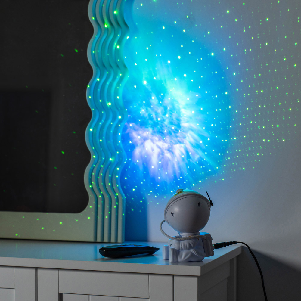 ValueLights Nebula Astronaut Spaceman Projector Light Image 2