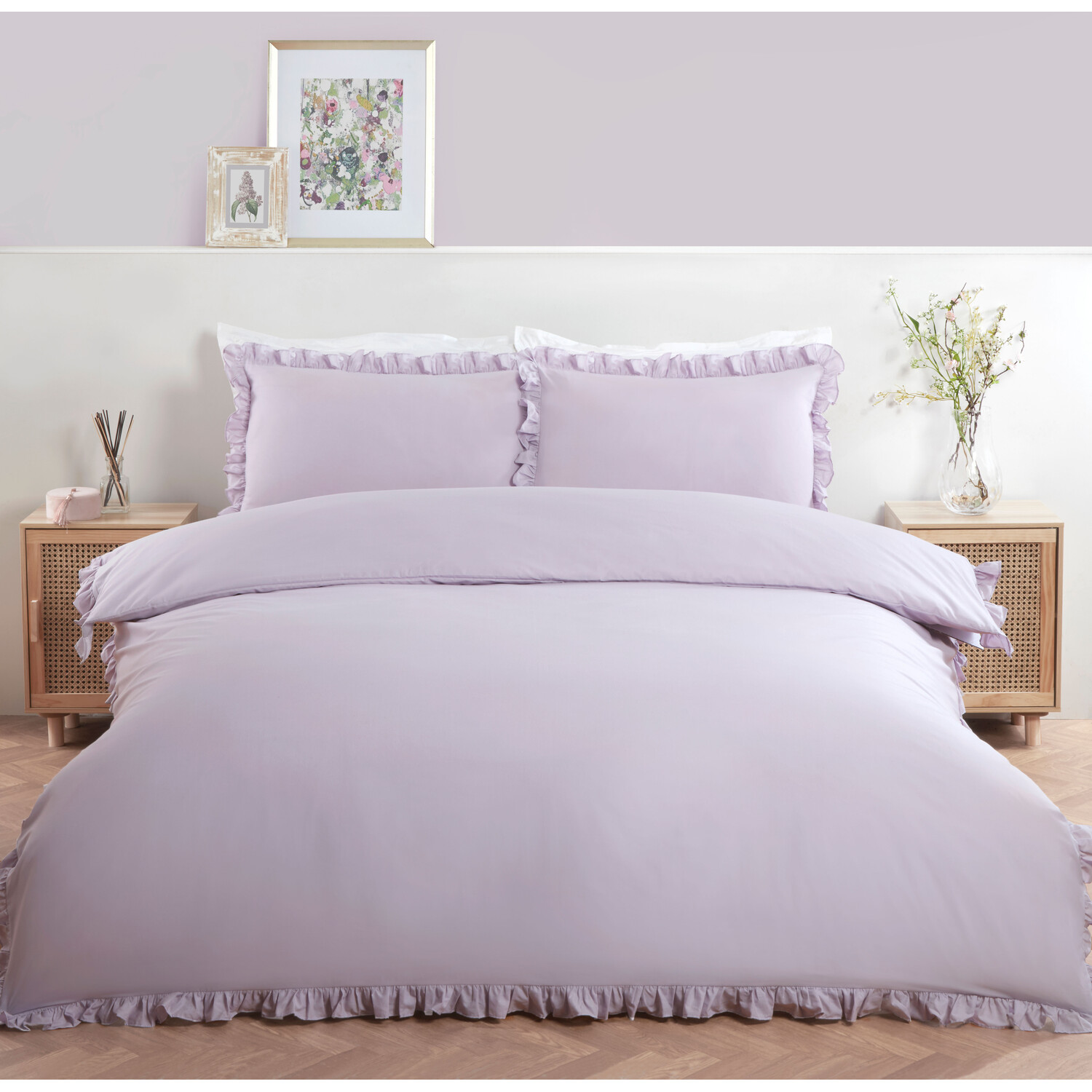 Amelie Ruffle Duvet and Pillowcase Set - Lilac / Superking Image 1