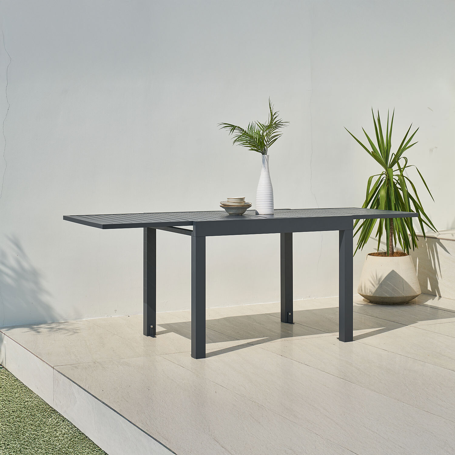 Madison Extension Table - Black Image 10