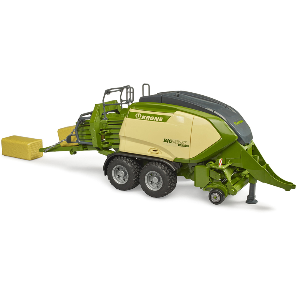Bruder Kids Krone BiG Pack 1290 HDP VC Playset Model with 2 Square Hay Bales Image 3