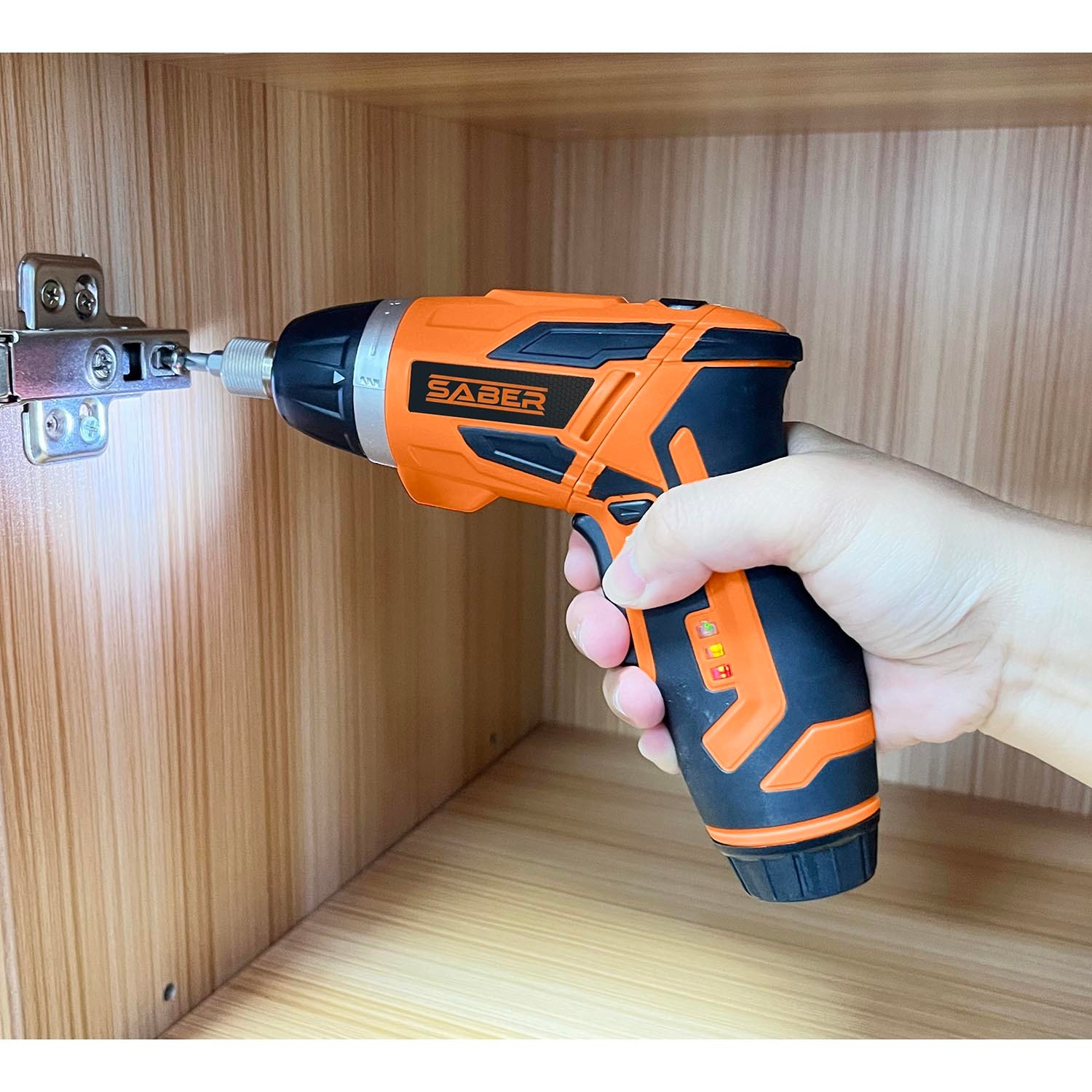 Saber 3.6V Lithium-Ion Cordless Screwdriver Set Image 5