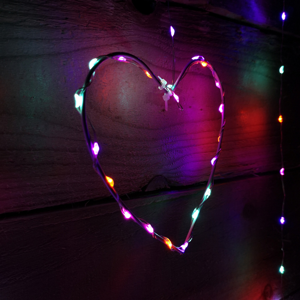 Premier 303 Rainbow LED Static Heart Silver Pin Cable Curtain Light 1.2 x 1.2m Image 3