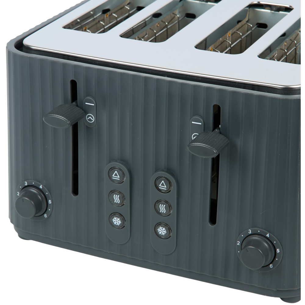Kitchen Master Ribbed 4 Slice Toaster Charcoal Image 8