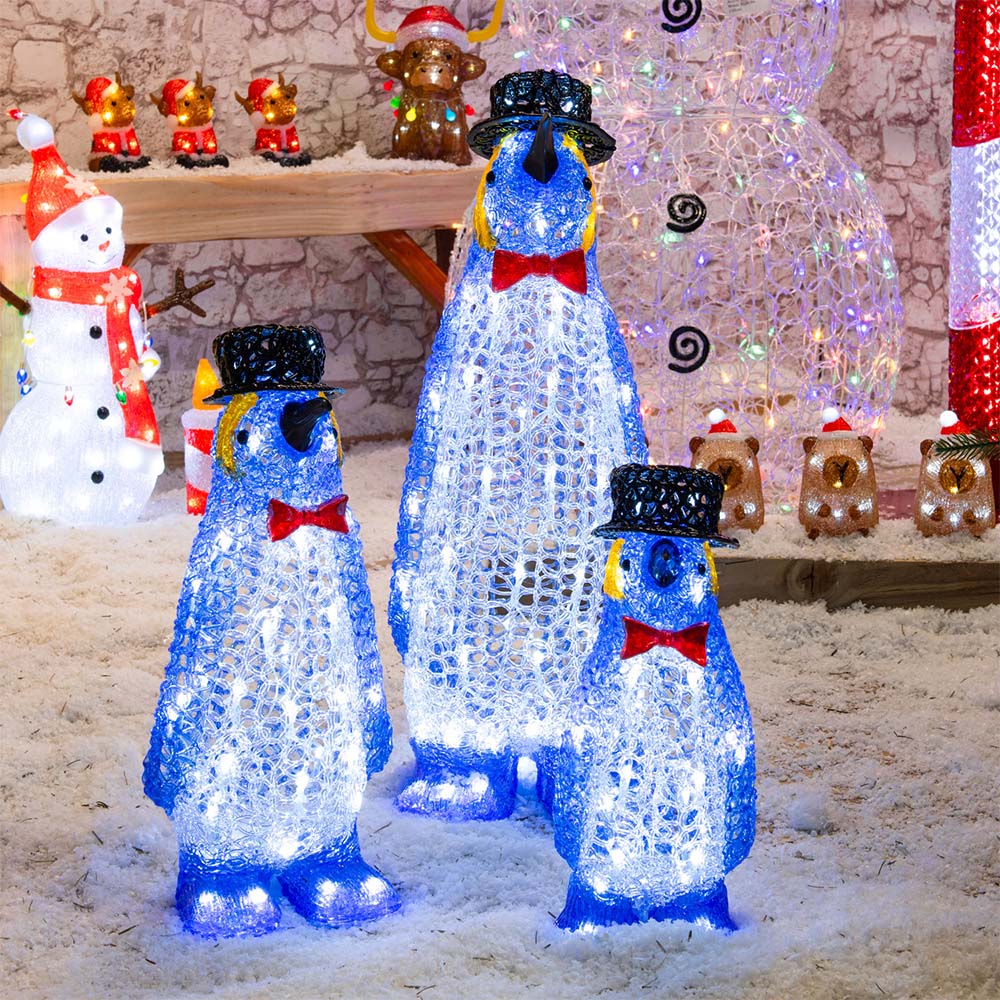 Set of 3 Acrylic Smart Penguin Family Image 3