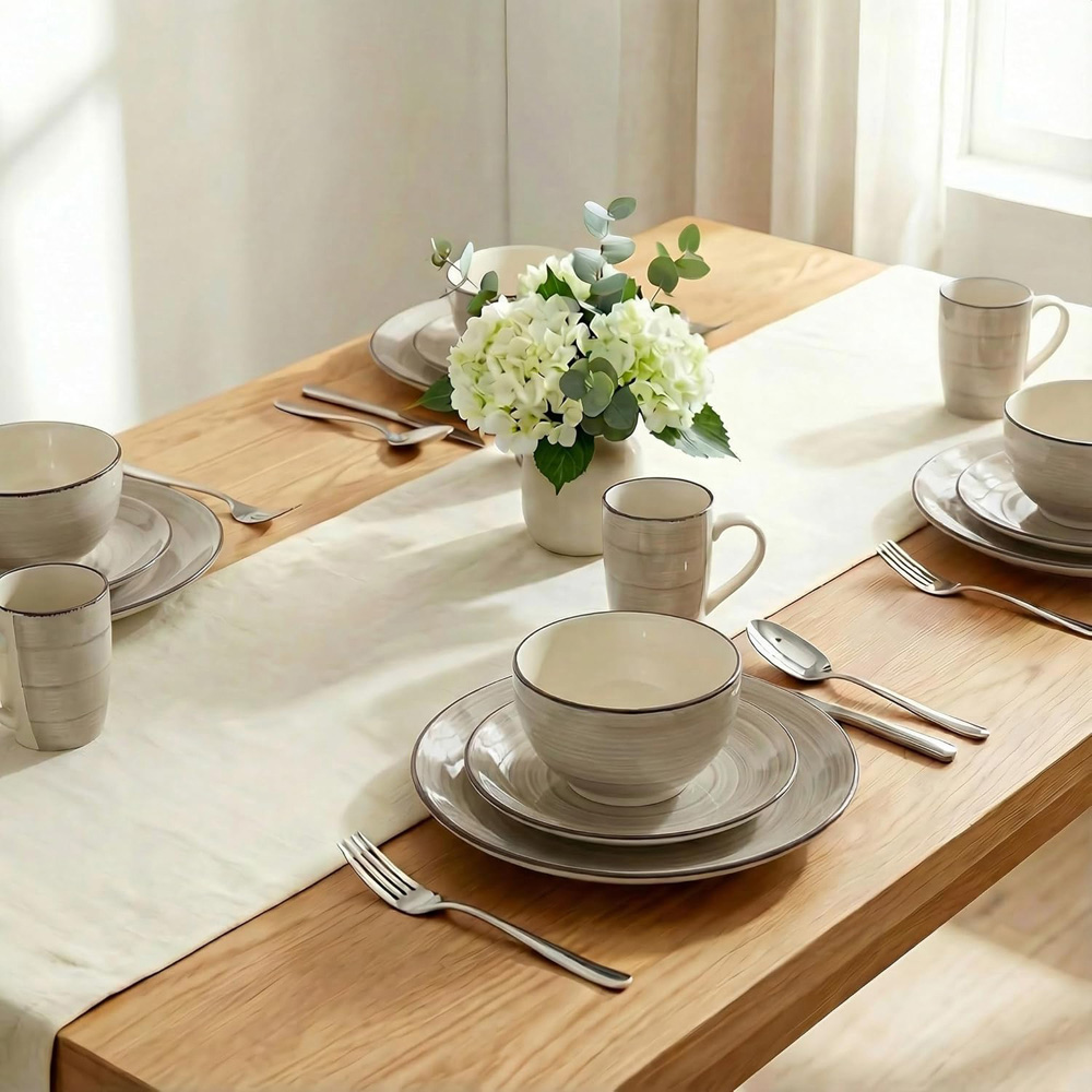 Alivio Spiral Glaze Chocolate Lead-Free Porcelain 16 Piece Dinner Set Image 3