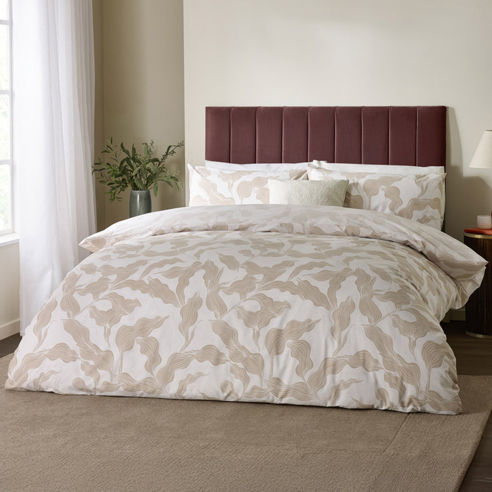 Hoem Super King Size Lauro Cream Printed 144 Thread Count Reversible Duvet Set Image 1
