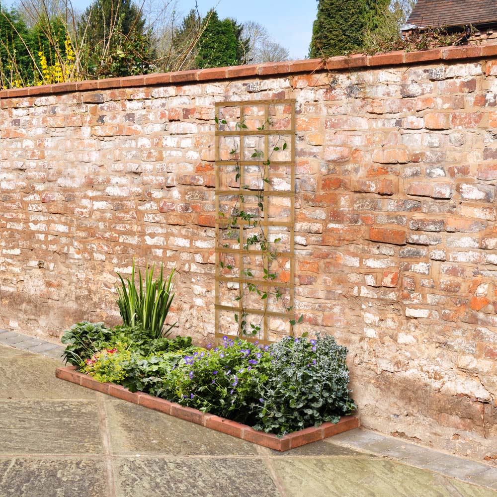 Forest Garden 6 x 2ft Traditional Square Garden Trellis Image 2