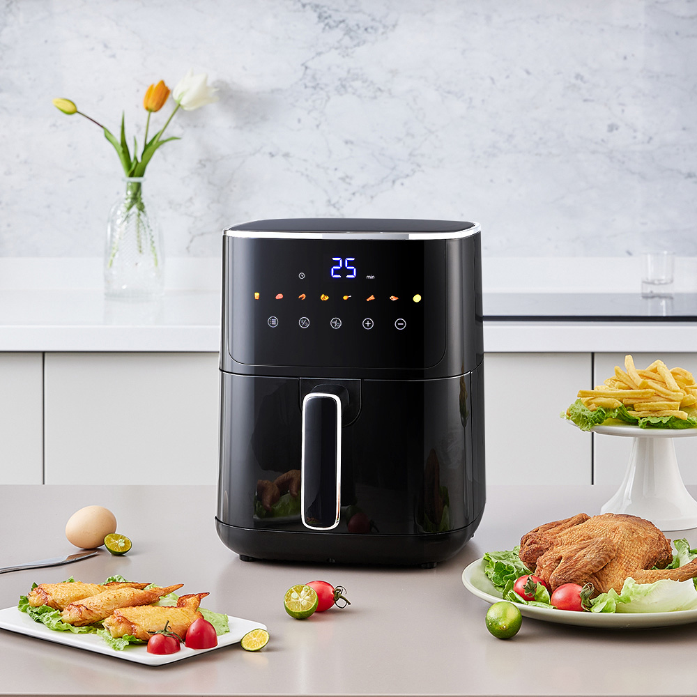 Living and Home DM0866 4.7L Black Touchscreen Air Fryer with Adjustable Temp Image 2