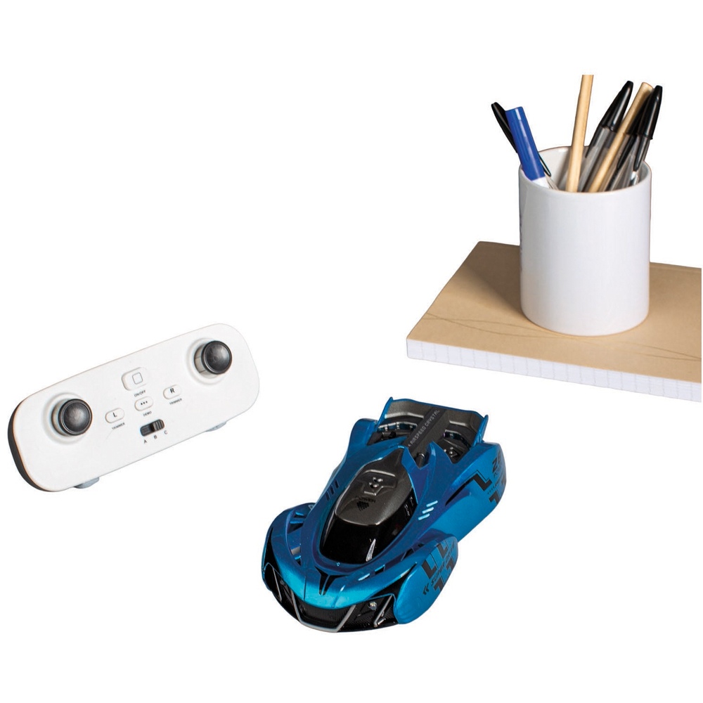 Remote Controlled Wall Climbing Super Car Blue Image 7