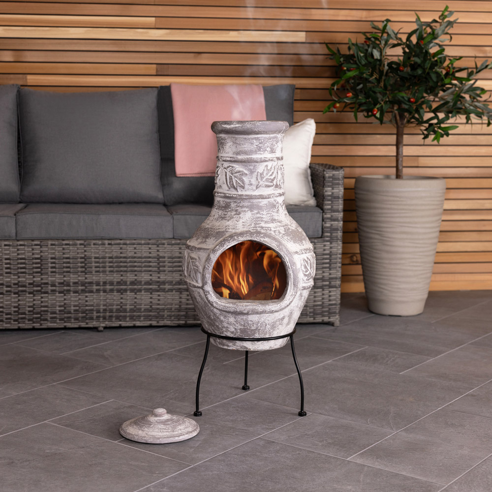 Charles Bentley Snug Acapulco Leaf Motif Grey Clay Chiminea with Lid and Stand Image 6