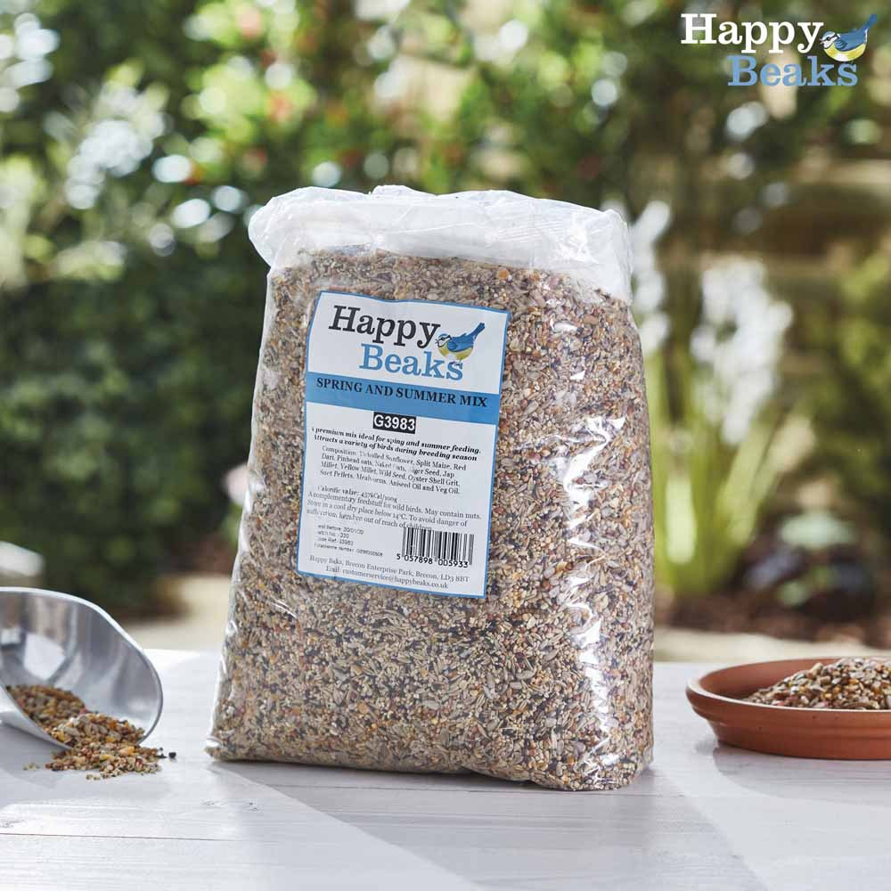 Happy Beaks Premium Spring and Summer Seed Mix Bird Food 12.75kg Image 2