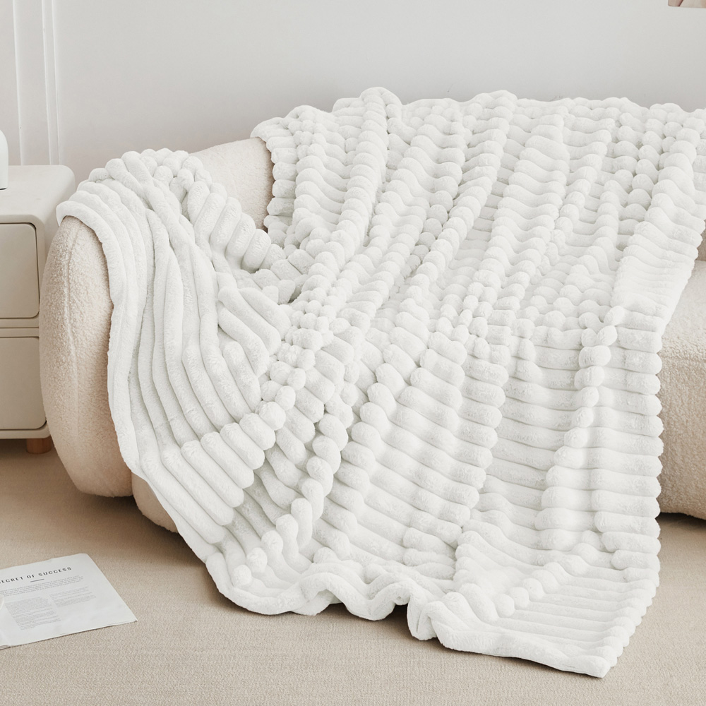 Groundlevel Extra Large Cream Stripe Super Soft Luxury Faux Fur Throw Image 2